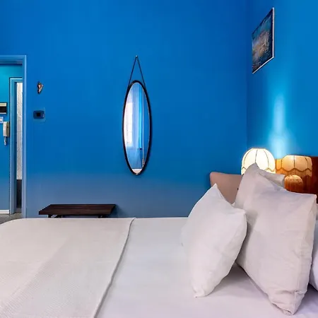 Apartment Un Tocco Di Blu - La Vegra